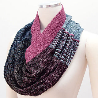 Gradiently Inclined Cowl by Carla Cuadros