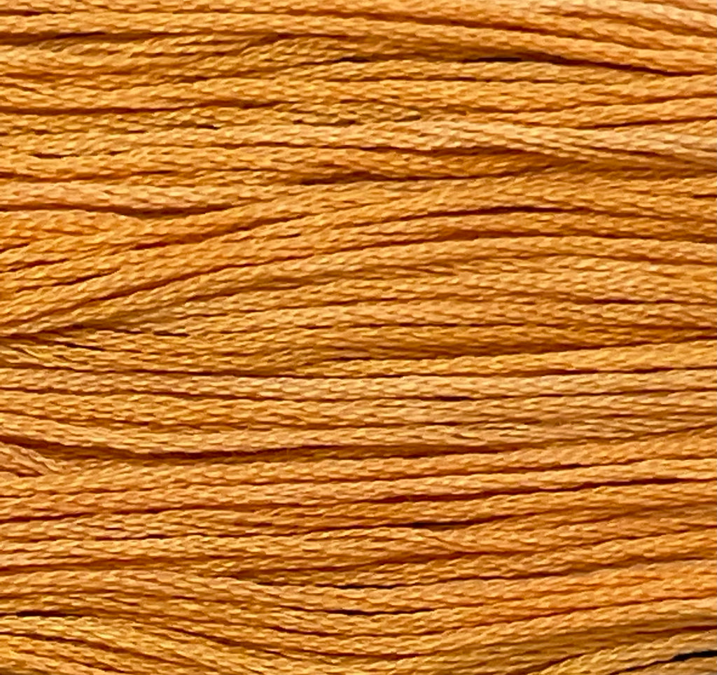 226 - Apricot  (Thread)